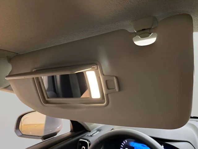 2025 Volvo XC40 B5 Plus Bright Theme Dallas TX