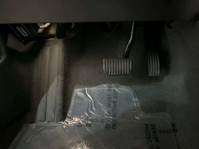 2025 Volvo XC40 B5 Plus Bright Theme Dallas TX