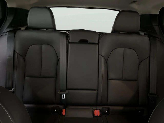 2025 Volvo XC40 B5 Plus Bright Theme Dallas TX
