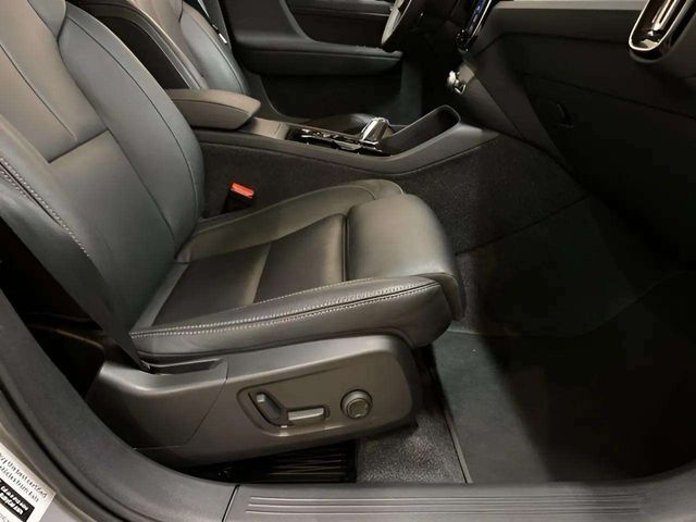 2025 Volvo XC40 B5 Plus Bright Theme Dallas TX