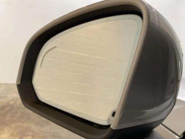 2025 Volvo XC40 B5 Plus Bright Theme Dallas TX