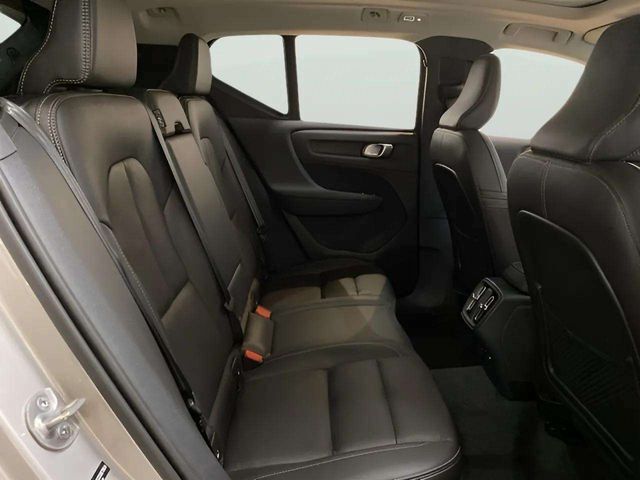 2025 Volvo XC40 B5 Plus Bright Theme Dallas TX