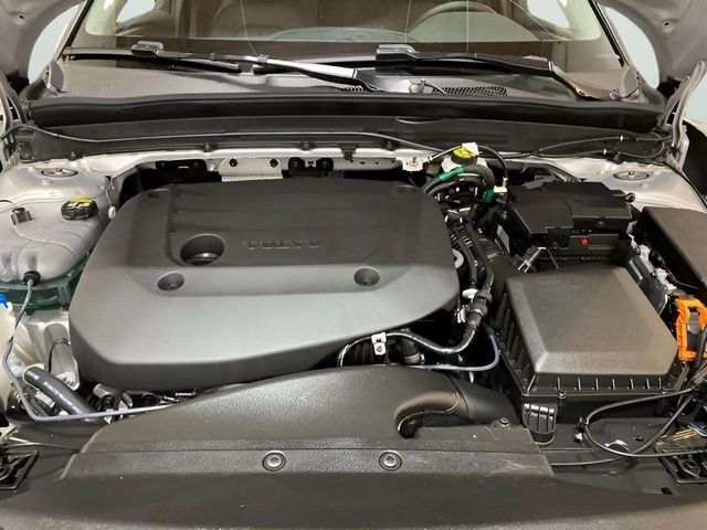 2025 Volvo XC40 B5 Plus Bright Theme Dallas TX