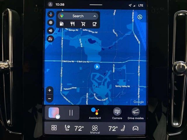 2025 Volvo XC40 B5 Plus Bright Theme Dallas TX