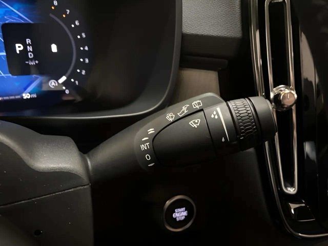 2025 Volvo XC40 B5 Plus Bright Theme Dallas TX