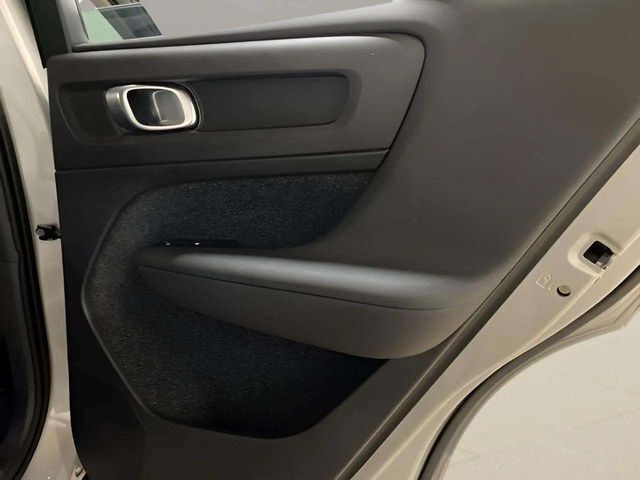 2025 Volvo XC40 B5 Plus Bright Theme Dallas TX
