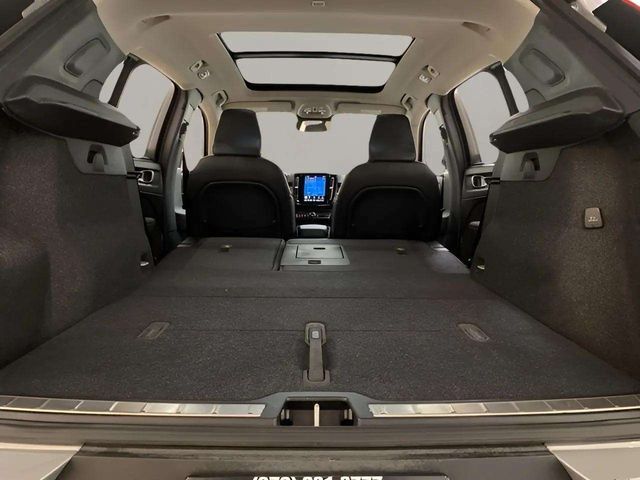 2025 Volvo XC40 B5 Plus Bright Theme Dallas TX