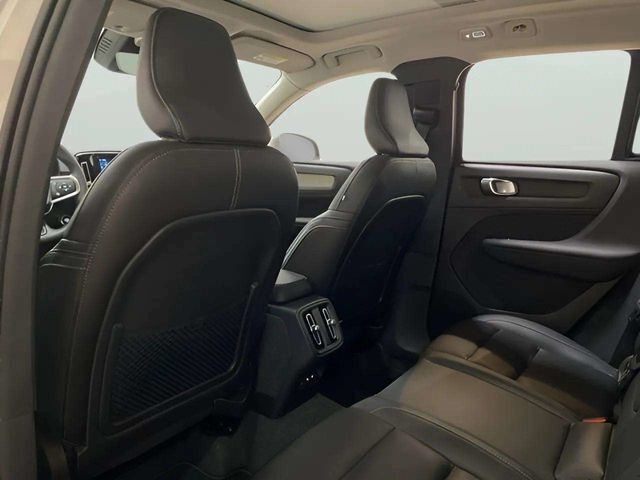 2025 Volvo XC40 B5 Plus Bright Theme Dallas TX