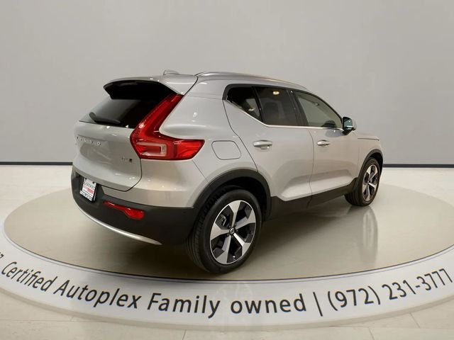 2025 Volvo XC40 B5 Plus Bright Theme Dallas TX