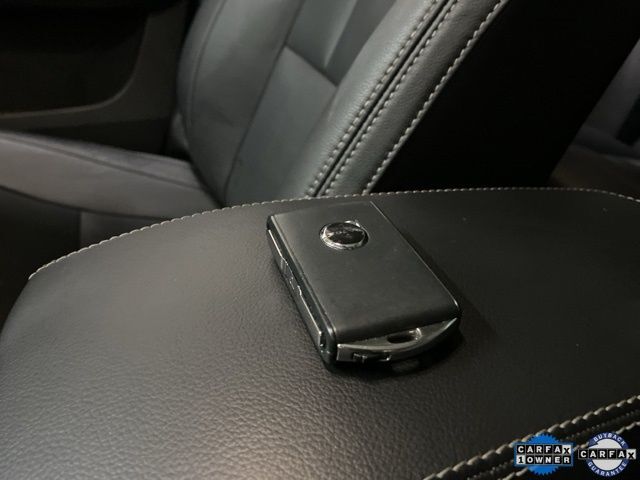 2025 Volvo XC40 B5 Plus Bright Theme Dallas TX