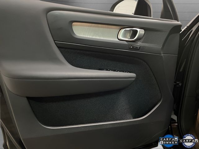 2025 Volvo XC40 B5 Plus Bright Theme Dallas TX