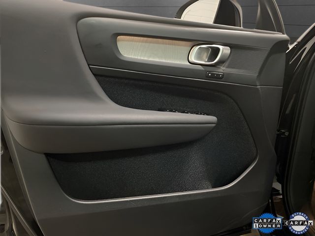 2025 Volvo XC40 B5 Plus Bright Theme Dallas TX