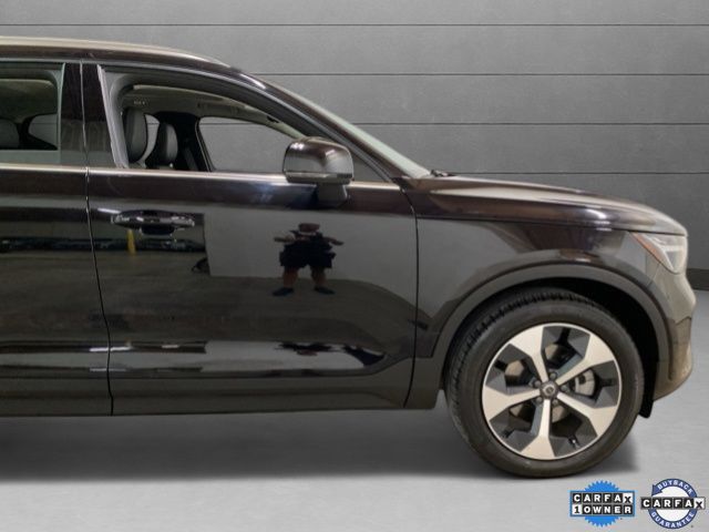 2025 Volvo XC40 B5 Plus Bright Theme Dallas TX
