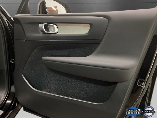 2025 Volvo XC40 B5 Plus Bright Theme Dallas TX