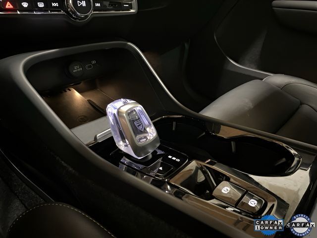 2025 Volvo XC40 B5 Plus Bright Theme Dallas TX