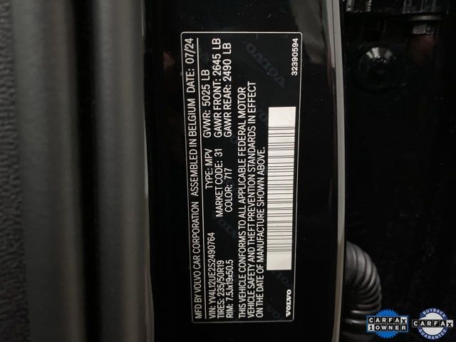 2025 Volvo XC40 B5 Plus Bright Theme Dallas TX