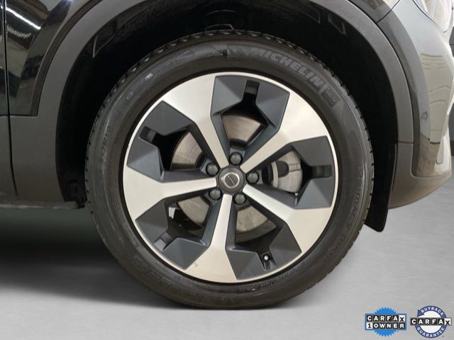 2025 Volvo XC40 B5 Plus Bright Theme Dallas TX