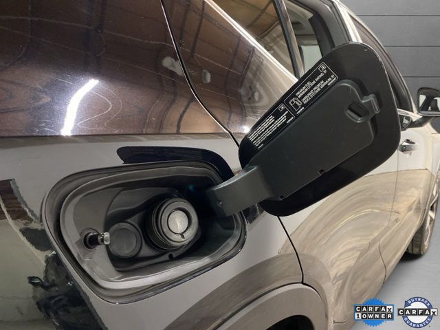 2025 Volvo XC40 B5 Plus Bright Theme Dallas TX