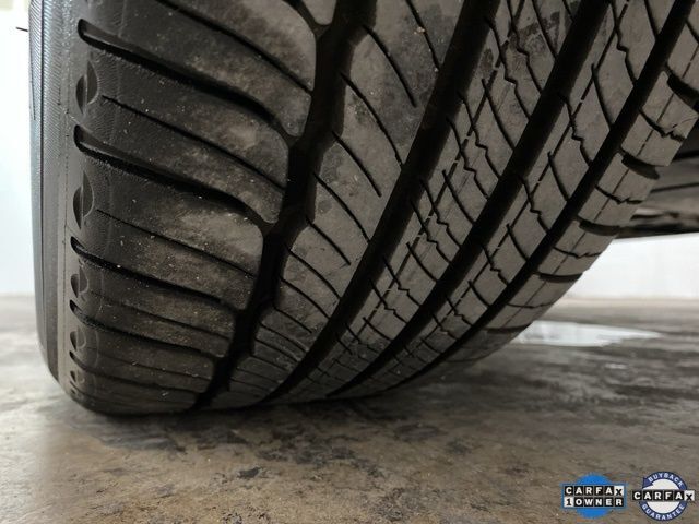 2025 Volvo XC40 B5 Plus Bright Theme Dallas TX