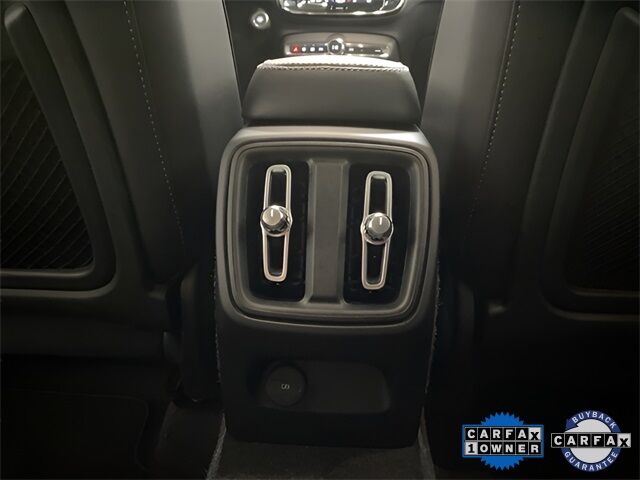 2025 Volvo XC40 B5 Plus Bright Theme Dallas TX
