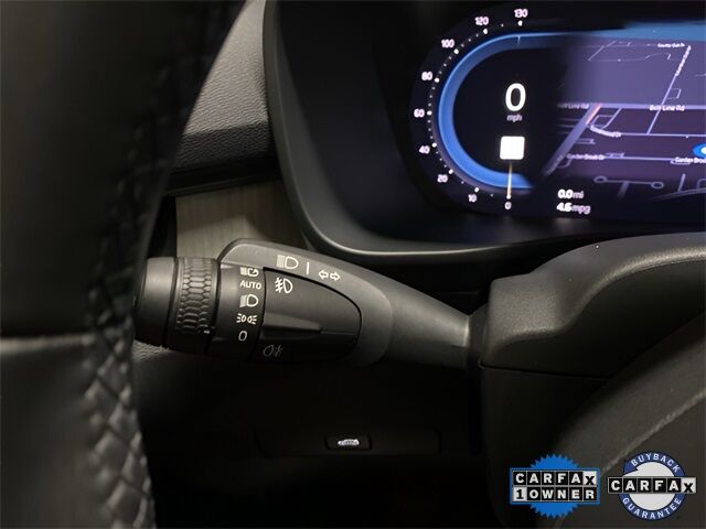 2025 Volvo XC40 B5 Plus Bright Theme Dallas TX