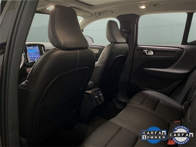 2025 Volvo XC40 B5 Plus Bright Theme Dallas TX