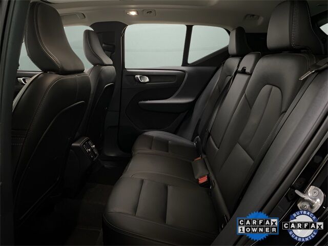 2025 Volvo XC40 B5 Plus Bright Theme Dallas TX