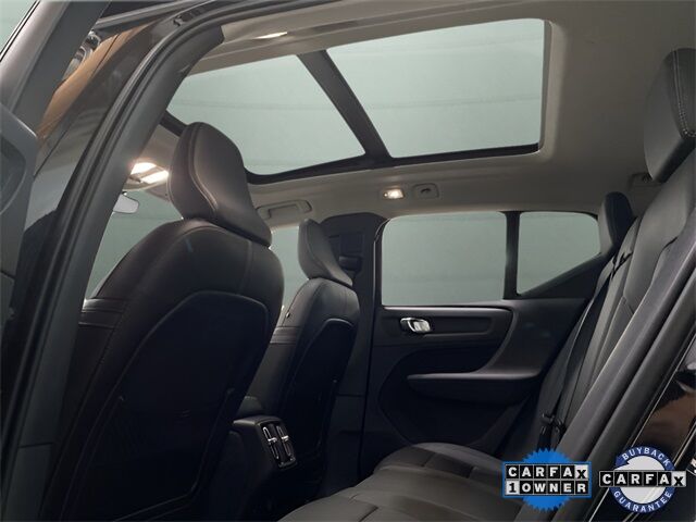 2025 Volvo XC40 B5 Plus Bright Theme Dallas TX
