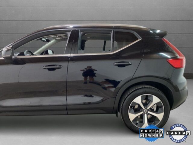 2025 Volvo XC40 B5 Plus Bright Theme Dallas TX