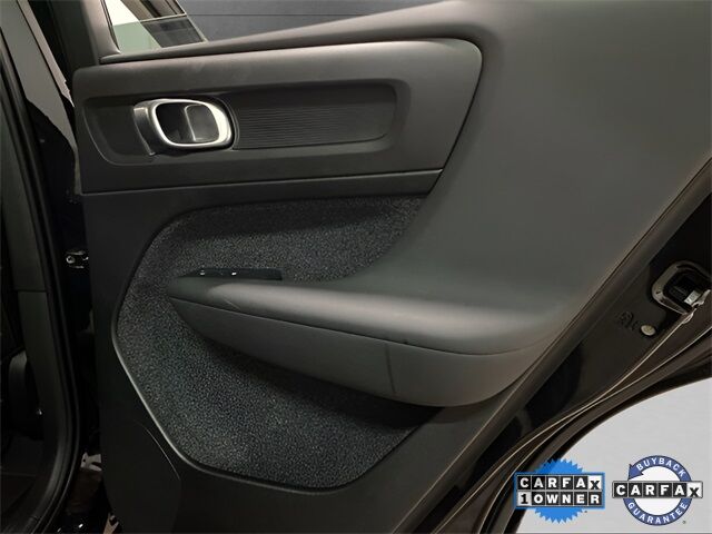 2025 Volvo XC40 B5 Plus Bright Theme Dallas TX