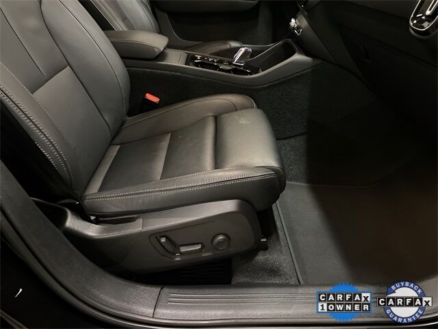 2025 Volvo XC40 B5 Plus Bright Theme Dallas TX