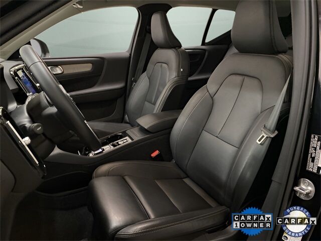 2025 Volvo XC40 B5 Plus Bright Theme Dallas TX