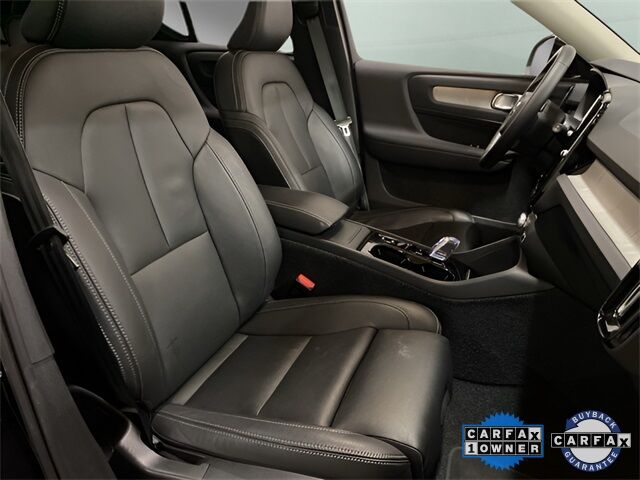 2025 Volvo XC40 B5 Plus Bright Theme Dallas TX