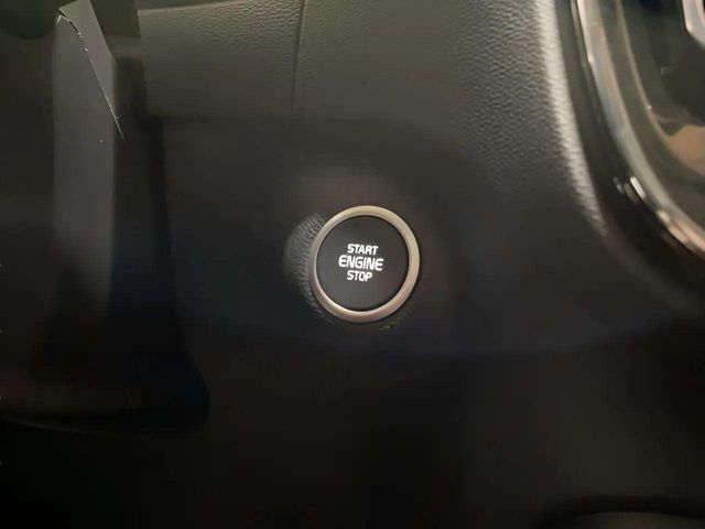 2025 Volvo XC40 B5 Plus Bright Theme Dallas TX