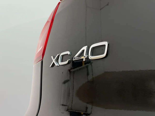2025 Volvo XC40 B5 Plus Bright Theme Dallas TX