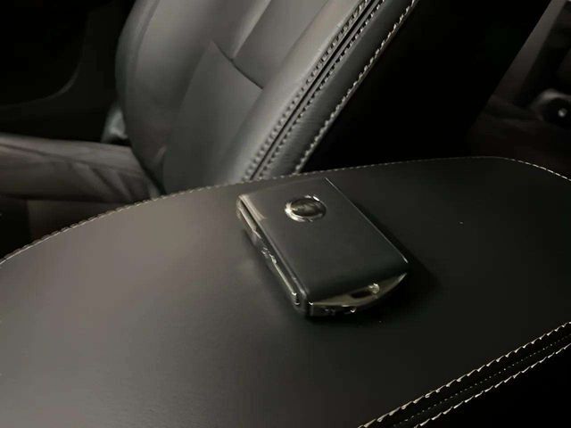 2025 Volvo XC40 B5 Plus Bright Theme Dallas TX