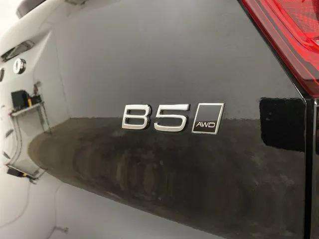 2025 Volvo XC40 B5 Plus Bright Theme Dallas TX