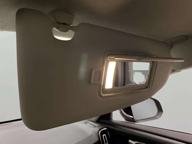 2025 Volvo XC40 B5 Plus Bright Theme Dallas TX