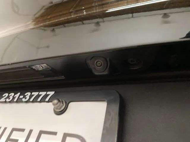 2025 Volvo XC40 B5 Plus Bright Theme Dallas TX