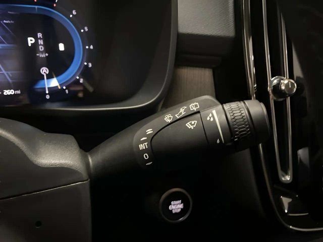 2025 Volvo XC40 B5 Plus Bright Theme Dallas TX