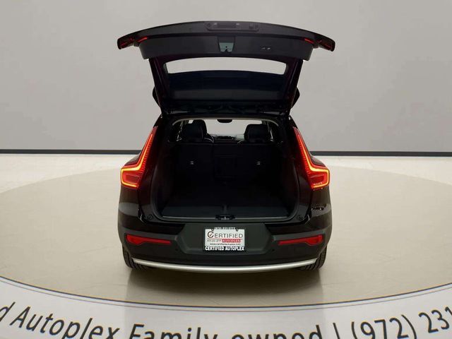 2025 Volvo XC40 B5 Plus Bright Theme Dallas TX