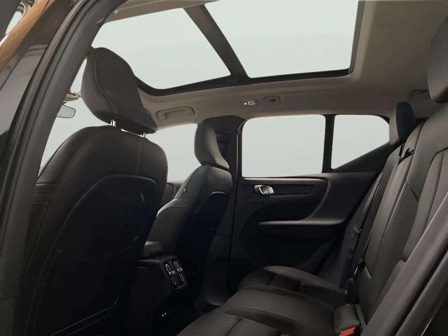 2025 Volvo XC40 B5 Plus Bright Theme Dallas TX