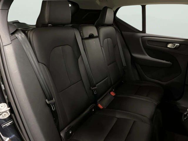 2025 Volvo XC40 B5 Plus Bright Theme Dallas TX