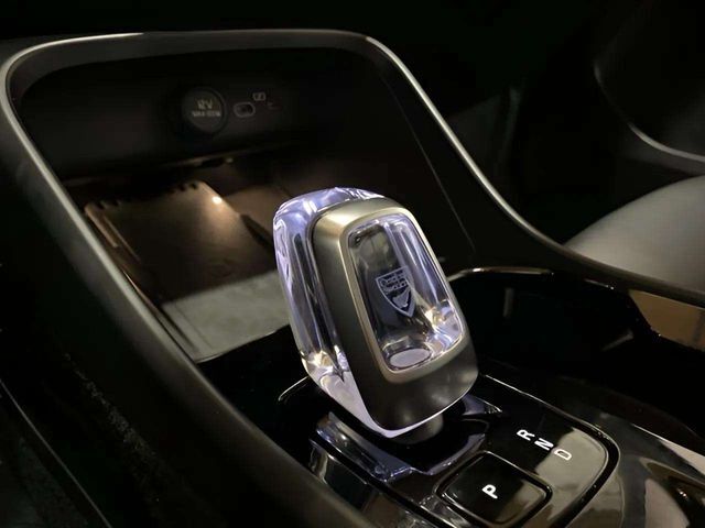 2025 Volvo XC40 B5 Plus Bright Theme Dallas TX