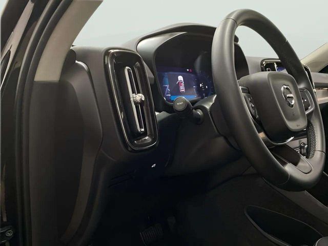 2025 Volvo XC40 B5 Plus Bright Theme Dallas TX