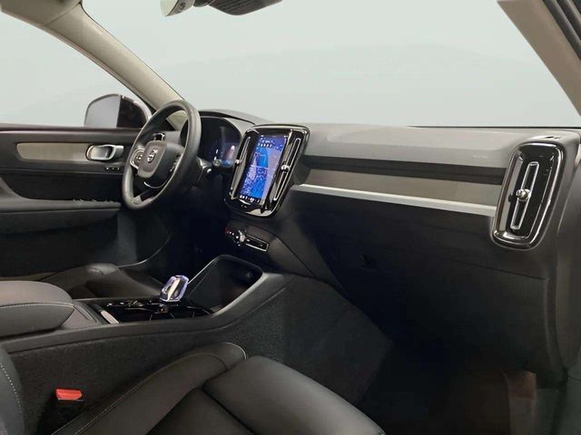 2025 Volvo XC40 B5 Plus Bright Theme Dallas TX