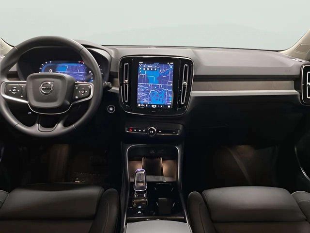 2025 Volvo XC40 B5 Plus Bright Theme Dallas TX