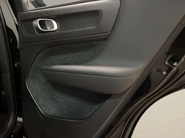 2025 Volvo XC40 B5 Plus Bright Theme Dallas TX