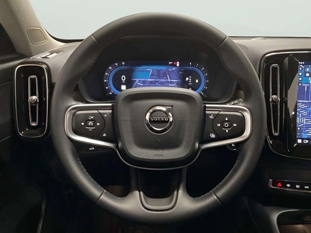 2025 Volvo XC40 B5 Plus Bright Theme Dallas TX