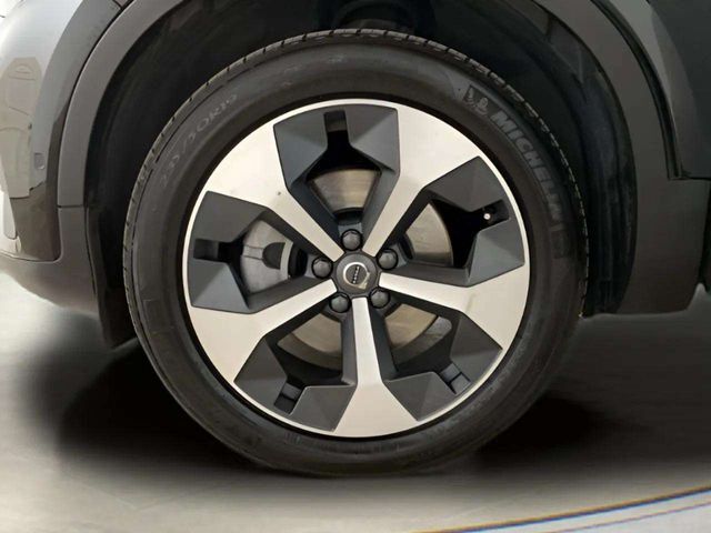 2025 Volvo XC40 B5 Plus Bright Theme Dallas TX